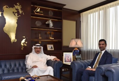 وزير شؤون الكهرباء والماء يبحث مع النائب عيسى الدوسري سبل تعزيز التعاون