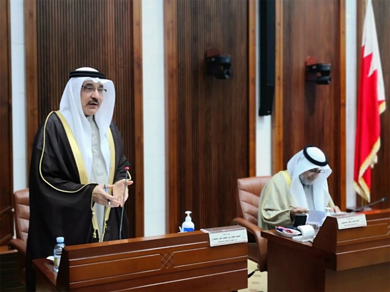 السلوم لوزير العمل: لماذا تنشر إعلانات الوظائف باللغة الإنجليزية؟