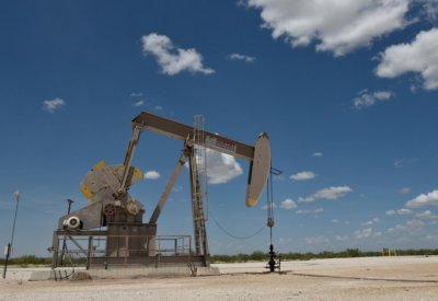 ارتفاع أسعار النفط مدعومة بأنباء إيجابية عن لقاح كورونا