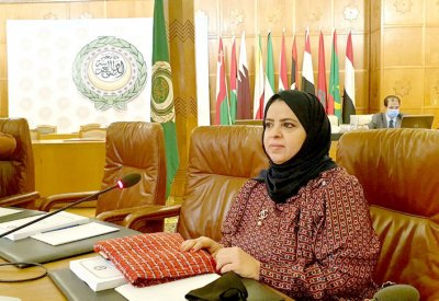 الزايد تؤكد أهمية مراجعة القوانين الاسترشادية والاتفاقيات العربية المحالة للبرلمان العربي ودراسة تحديثها