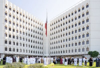 وزير الخارجية يشيد بعطاء الموظفين الذين أسهموا في نجاح جهود الوزارة بتنظيم مؤتمر حوار المنامة