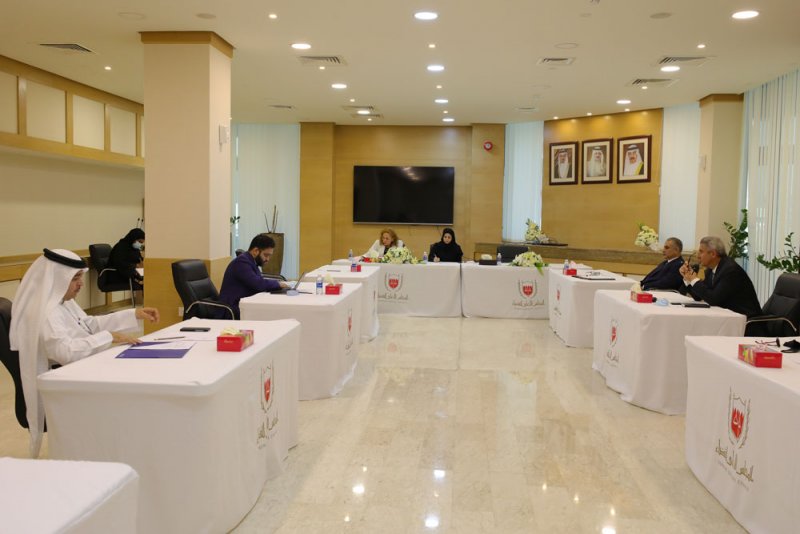 أمانة "الأعلى للقضاء" تبحث مع غرفة التجارة سبل تطوير الإجراءات القضائية