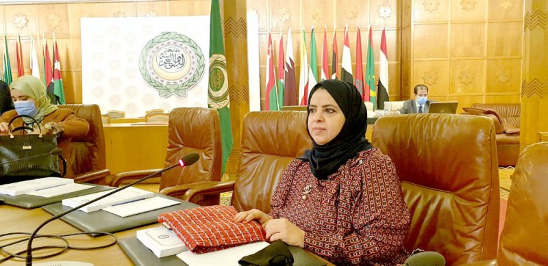 الزايد تؤكد أهمية مراجعة القوانين الاسترشادية والاتفاقيات العربية المحالة للبرلمان العربي ودراسة تحديثها