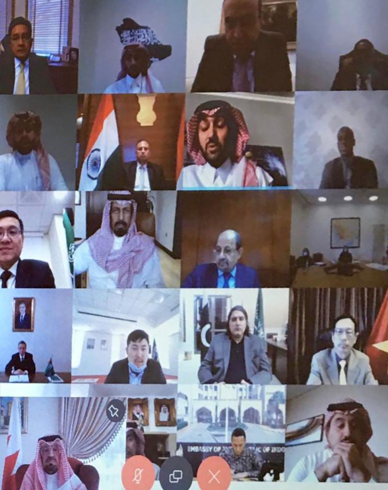 سفير البحرين في الرياض يشارك في اجتماع مرئي بتنظيم من وزارة الرياضة بالمملكة العربية السعودية