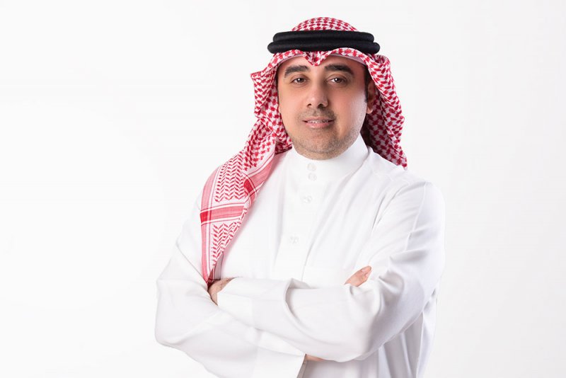 احمد الهرمي يلحن ويغني "خسارة وقتنا"