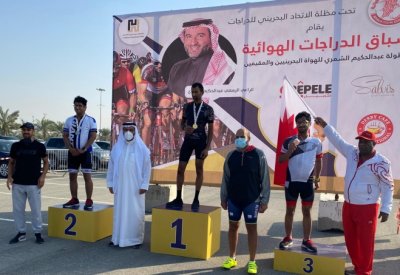 خالد بن حمد يتوج أبطال سباق "مجموعة عبدالحكيم الشمري للهواة"