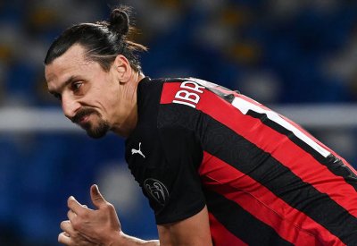 إبراهيموفيتش لا ينوي الاعتزال قريباً