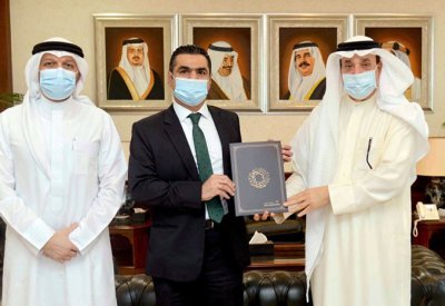 وزير العمل يشيد بدعم البنك الأهلي المتحد لصندوق العمل الاجتماعي الأهلي   