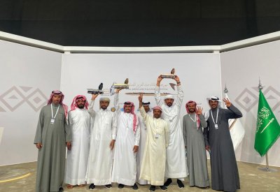 صقارو البحرين يحققون إنجازات غير مسبوقة في مهرجان الملك عبدالعزيز للصقور 