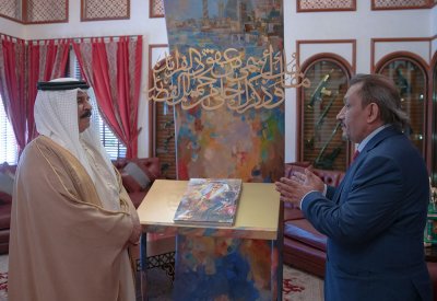 جلالة الملك المفدى يستقبل الشاعر محمد هادي الحلواجي