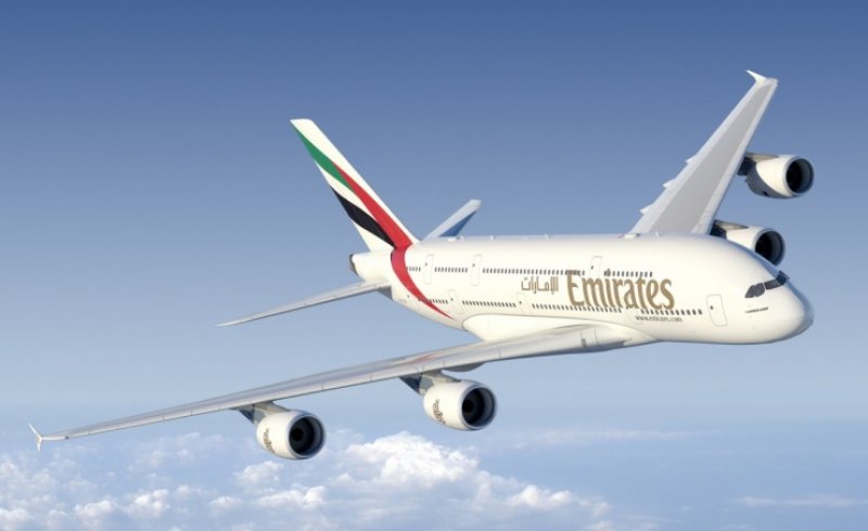 طائرة الإمارات A380 إلى البحرين في اليوم الوطني