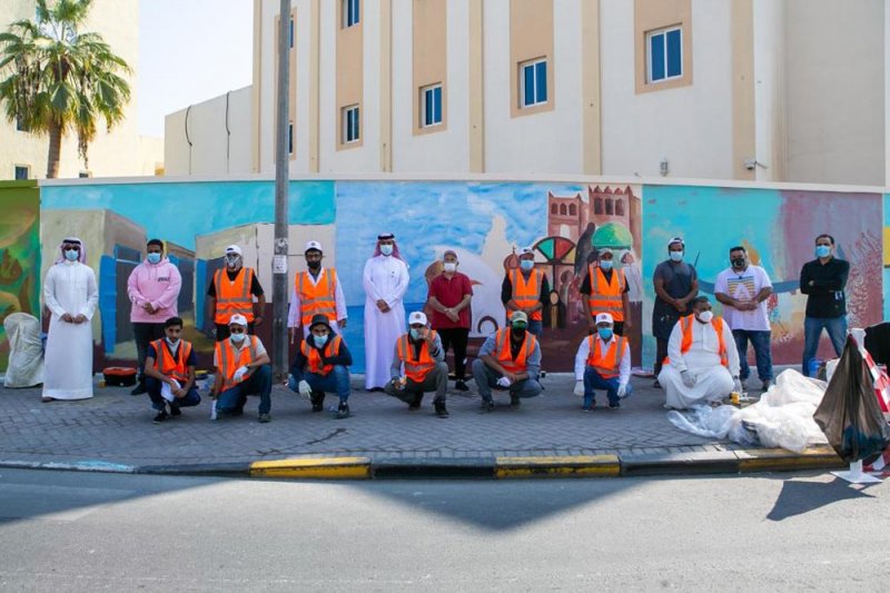 بالصور: أمانة العاصمة تدشن اكبر جدارية وطنية في المنامة