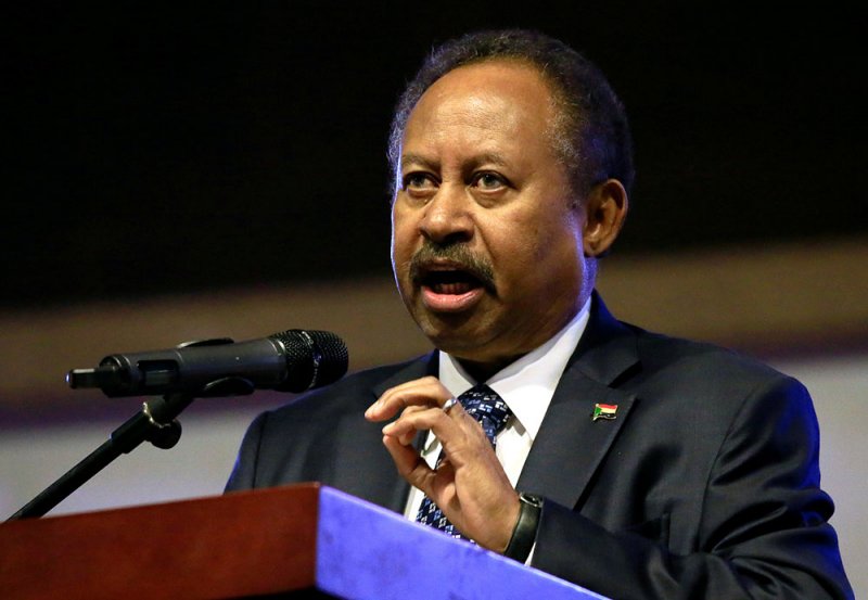 حمدوك: رفع السودان من قائمة الإرهاب سيتيح عودة الاستثمار