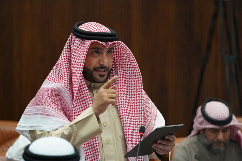 ما تقوم به قطر لا يعبر عن سلوك دولة وانما "قراصنة وعصابات"