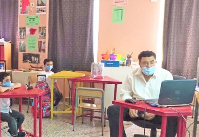 المستجدون بالأول الابتدائي ينالون حقهم بالتعليم رغم الظروف الاستثنائية