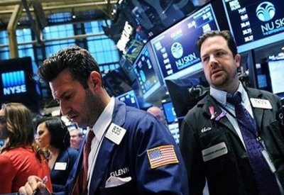 مؤشرات الأسهم الأمريكية تغلق على تباين