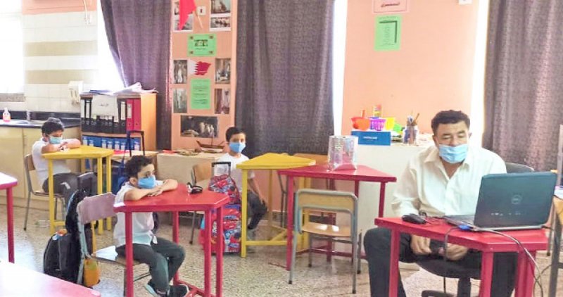 المستجدون بالأول الابتدائي ينالون حقهم بالتعليم رغم الظروف الاستثنائية