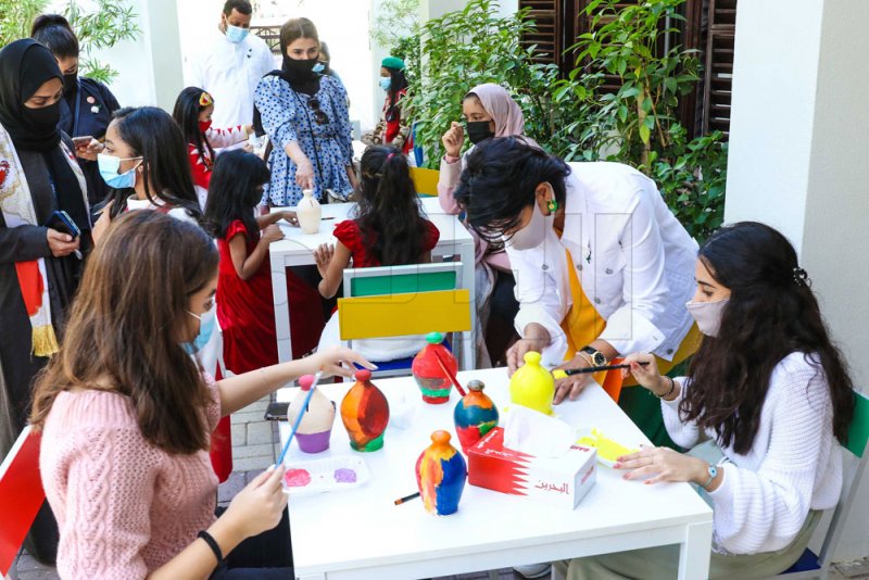 بالصور: أبناء الشهداء يشاركون بورشة "الرازجي مصدر الإلهام"