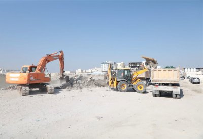 حملة تنظيف وادي البحير بالتعاون مع "كلين أب بحرين"
