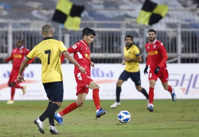 بالصور: الأهلي والحد يكملان عقد المربع الذهبي لأغلى الكؤوس