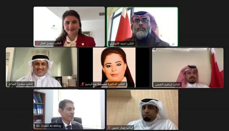 مناقشة قانون التعليم عن بعد كأول قانون في المنطقة