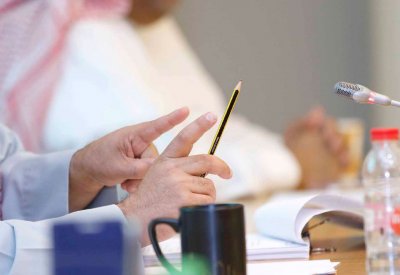 بالفيديو: بيوت مقفلة بالمحرق.. تجمع الأوساخ