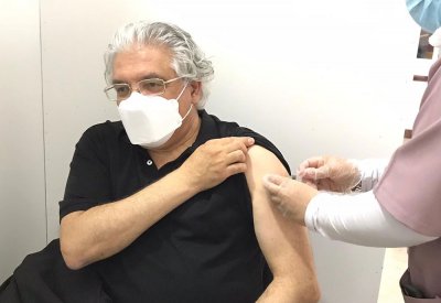 أ.د. حمزة يحثُّ منتسبي جامعة البحرين لأخذ اللقاح دعماً للجهود الوطنية 