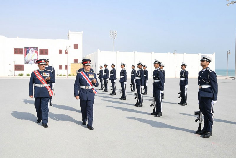 وزير الداخلية يشهد حفل تخرج الدفعة الثانية عشرة من التلاميذ العسكريين بالأكاديمية الملكية للشرطة