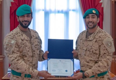 ناصر بن حمد: حريصون على دعم منتسبي الحرس الملكي