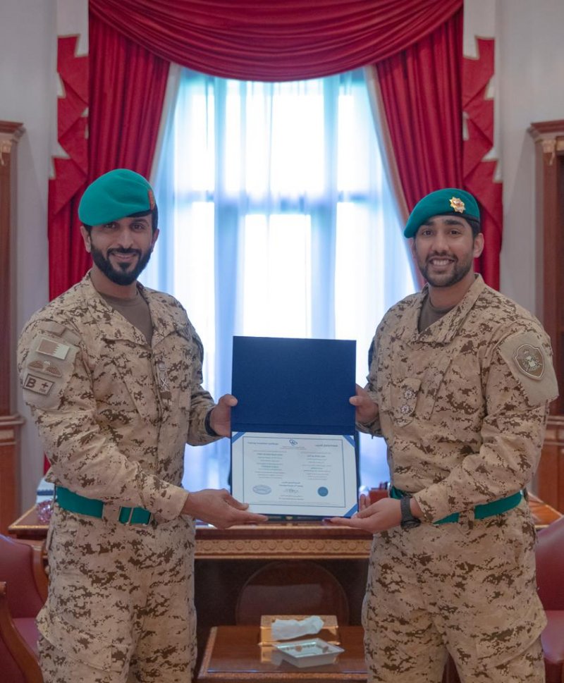 ناصر بن حمد: حريصون على دعم منتسبي الحرس الملكي