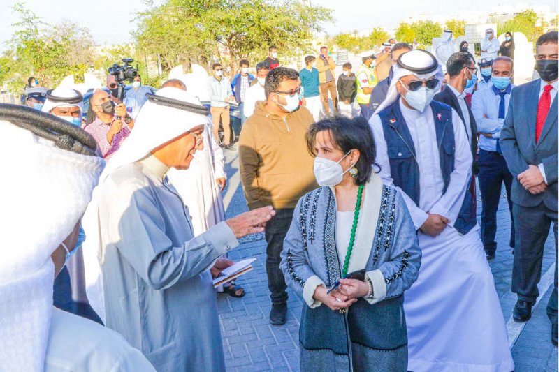 بالصور: الشيخة مي: نطمح في وصول "نسيج بني جمرة" للعالمية