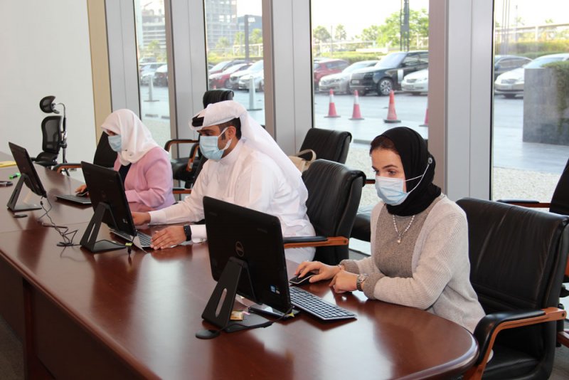 "المناقصات" يفتح مظاريف 53 عطاء لعدد 11 مناقصة ومزايدة واحدة مطروحة من سبعة جهات متصرفة