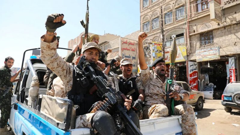 "وقود للحرب.. مخطط حوثي لتفريق قبائل الجوف