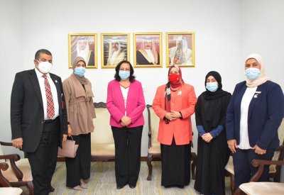 وزيرة الصحة تستقبل أصحاب الأفكار الفائزة في النسخة الثالثة من مسابقة الابتكار الحكومي "فكرة"