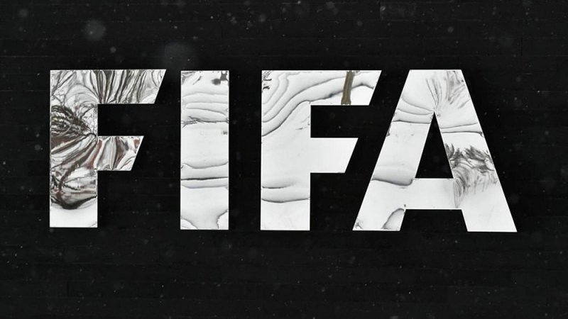 كورونا يجبر "فيفا" على تأجيل بطولتي كأس عالم
