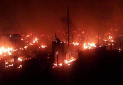 لبنان.. إضرام النيران في مخيم للاجئين السوريين