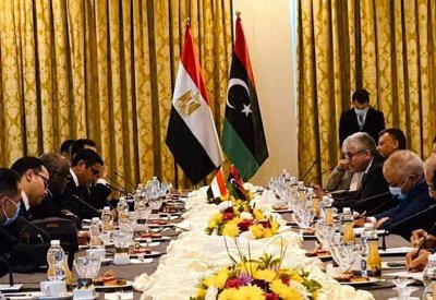 وفد مصري يبحث الأزمة الليبية في طرابلس