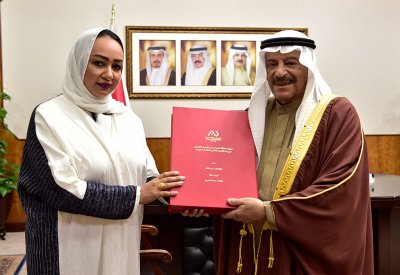 رئيس مجلس الشورى يؤكد أهمية تشجيع الشباب البحريني لبذل المزيد من الجهود في مجال التحصيل العلمي 