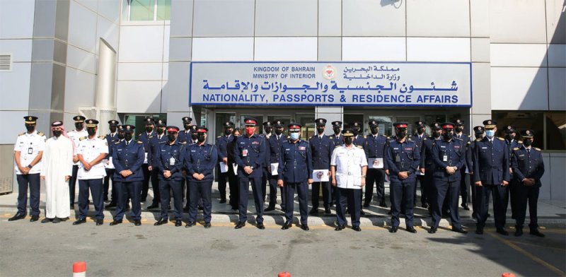 بالصور: تخريج الدفعة الأولى من البرنامج التدريبي للمستجدين بإدارة المنافذ
