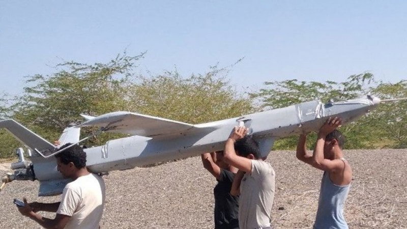 دفاعات التحالف تسقط طائرة حوثية مسيرة غرب اليمن