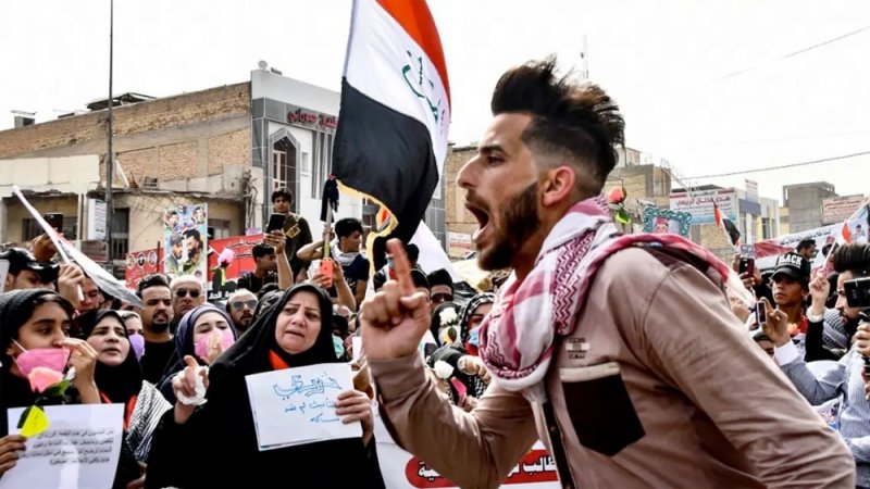 شبح الترهيب يطل مجددًا في العراق.. عبوة تستهدف ناشطًا