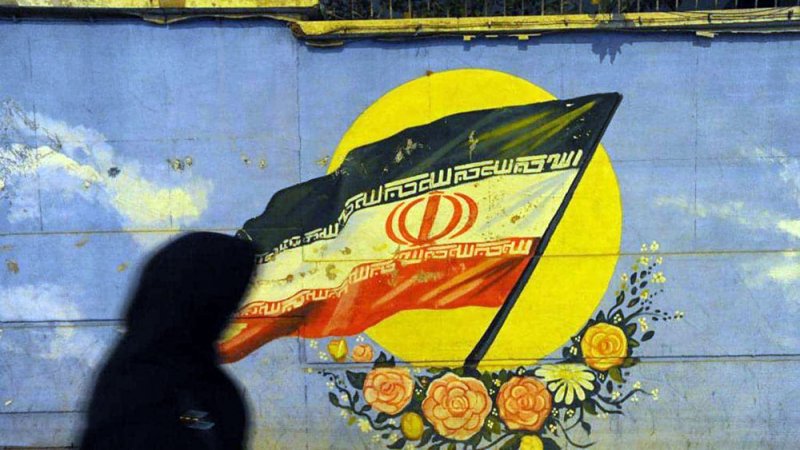إيران 2020.. عقوبات واهتراء داخلي