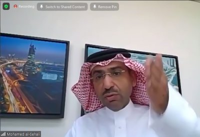 أجهزة خاصة توزع أكياس القمامة أبريل 2021