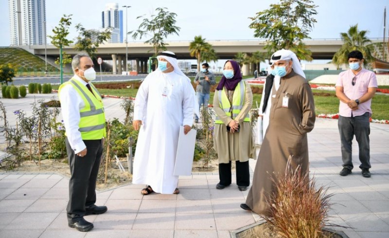 وزير الأشغال يطلع على أعمال تطوير وتجميل مشروع تقاطع الفاروق