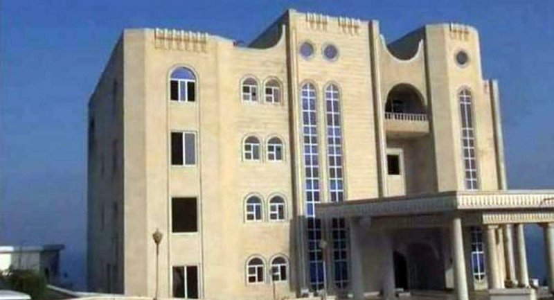عدن.. انفجار جديد قرب قصر "المعاشيق"