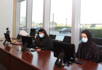 "المناقصات" يفتح مظاريف 90 عطاءً لعدد 14مناقصة ومزايدتين طُرحت من 9 جهات متصرفة