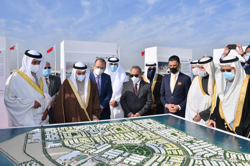 تنفيذ أمر توزيع 5000 وحدة سكنية والبدء في "شرق سترة" الأبرز في 2020