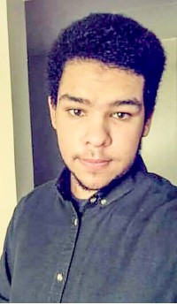 الطالب أحمد محمد - كلية إدارة الأعمال التطبيقية