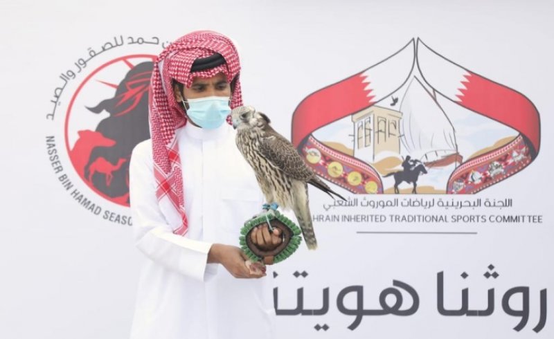 46 فائزا في افتتاح بطولة سمو الشيخ خالد بن حمد للصقور