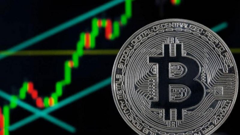 للمرة الأولى.. "رقم لا يصدق" لسعر عملة "بتكوين"
